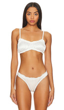 Free People x REVOLVE Shine Bright Bralette in Ivory - Free People x REVOLVE - Brassière Shine Bright en Ivoire - Free People x REVOLVE Shine Bright 象牙色文胸 - Free People x REVOLVE Shine Bright Bralette in Elfenbein - Free People x REVOLVE 샤인 브라이트 브라렛 in Ivory - Bralette Free People x REVOLVE Shine Bright in avorio
