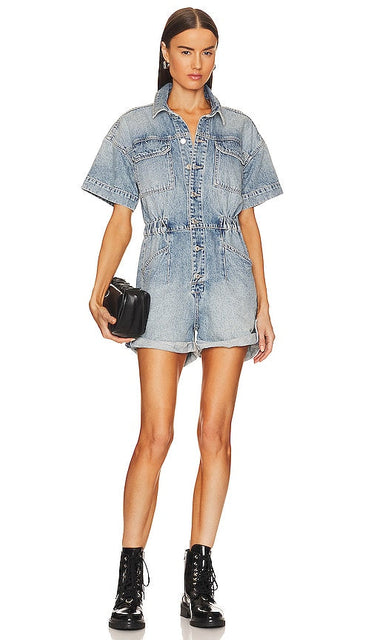 Free People x We The Free Marci Cuffed Shortall in Blue - Free People x We The Free Marci - Short à revers - Bleu - Free People x We The Free Marci 蓝色翻边短裤 - Free People x We The Free Marci Cuffed Shortall in Blau - Free People x We The Free Marci 커프스 블루 쇼트올 - Free People x We La tuta corta con risvolto Free Marci in blu