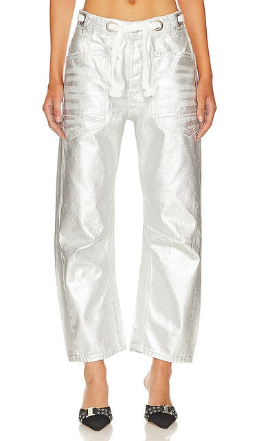 Free People x We The Free Moxie Low Slung Pull On in Metallic Silver - Free People x We The Free Moxie - Pull à bandoulière basse - Argent métallisé - Free People x We The Free Moxie 金属银色低帮套穿鞋 - Free People x We The Free Moxie Low Slung Pull-On in Metallic-Silber - Free People x We The Free Moxie 로우 슬렁 풀온 메탈릭 실버 소재 - Free People x We The Free Moxie Low Slung Pull On in argento metallizzato