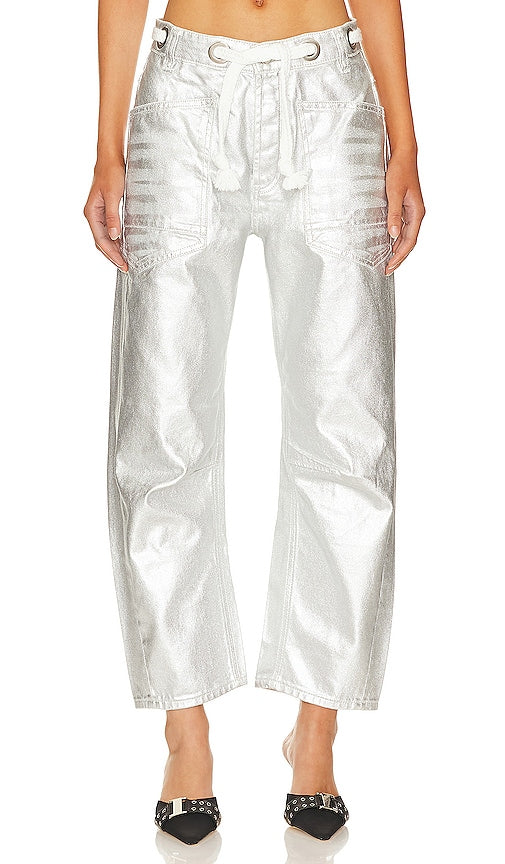 Free People x We The Free Moxie Low Slung Pull On in Metallic Silver - Free People x We The Free Moxie - Pull à bandoulière basse - Argent métallisé - Free People x We The Free Moxie 金属银色低帮套穿鞋 - Free People x We The Free Moxie Low Slung Pull-On in Metallic-Silber - Free People x We The Free Moxie 로우 슬렁 풀온 메탈릭 실버 소재 - Free People x We The Free Moxie Low Slung Pull On in argento metallizzato