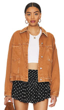 Free People x We The Free Opal Swing Denim Jacket in Cognac - Free People x We The Free Opal Swing - Veste en jean - Cognac - Free People x We The Free Opal Swing 干邑色牛仔夹克 - Free People x We The Free Opal Swing Jeansjacke in Cognac - Free People x We The Free 오팔 스윙 데님 재킷 - Free People x We La giacca di jeans Free Opal Swing in cognac