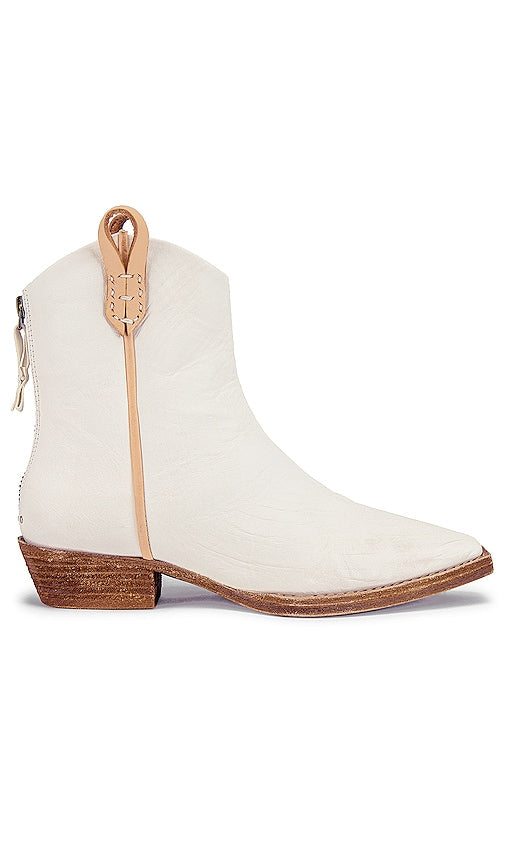 Free People x We The Free Wesley Ankle Boot in Ivory - Free People x We The Free Wesley - Bottines en ivoire - Free People x We Free Wesley 象牙色踝靴 - Free People x We The Free Wesley Stiefeletten in Elfenbein - Free People x We The Free 웨슬리 앵클 부츠 아이보리 색상 - Free People x We Lo stivaletto Free Wesley in avorio