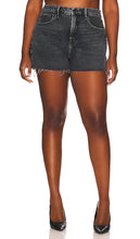 Good American Good '90s Shorts With Step Hem in Black