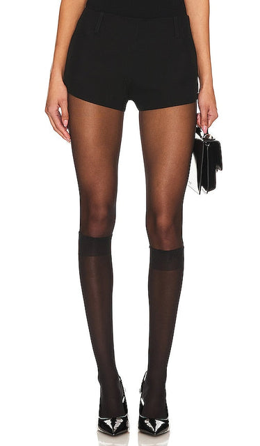 GAUGE81 Amalia Short in Black - GAUGE81 Short Amalia en noir - GAUGE81 Amalia 黑色短裤 - GAUGE81 Amalia Short in Schwarz - GAUGE81 아말리아 쇼츠 블랙 색상 - GAUGE81 Amalia corto in nero