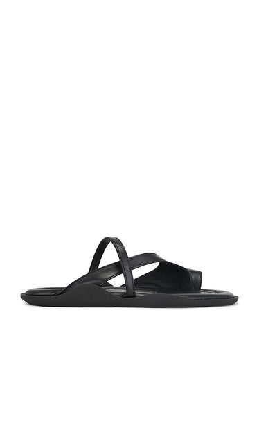 GIA BORGHINI Riley Sandal in Black | Black Flat Sandals for Women