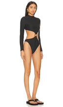 GIGI C Jordan Surfsuit in Black