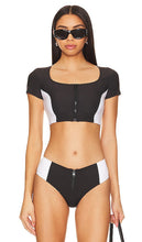 GIGI C Maci Bikini Top in Black - Haut de bikini GIGI C Maci en noir - GIGI C Maci 黑色比基尼上衣 - GIGI C Maci Bikinioberteil in Schwarz - GIGI C Maci 비키니 탑 블랙 색상 - Top bikini GIGI C Maci in nero