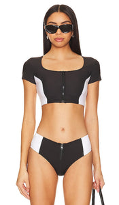 GIGI C Maci Bikini Top in Black - Haut de bikini GIGI C Maci en noir - GIGI C Maci 黑色比基尼上衣 - GIGI C Maci Bikinioberteil in Schwarz - GIGI C Maci 비키니 탑 블랙 색상 - Top bikini GIGI C Maci in nero