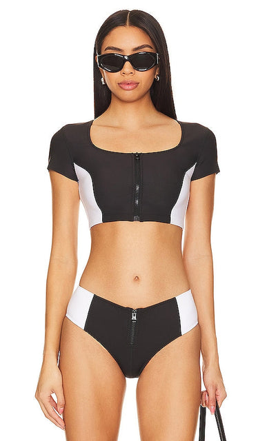 GIGI C Maci Bikini Top in Black - Haut de bikini GIGI C Maci en noir - GIGI C Maci 黑色比基尼上衣 - GIGI C Maci Bikinioberteil in Schwarz - GIGI C Maci 비키니 탑 블랙 색상 - Top bikini GIGI C Maci in nero