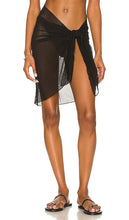 GIGI C Willa Sarong in Black - GIGI C Willa Paréo en Noir - GIGI C Willa 黑色纱笼 - GIGI C Willa Sarong in Schwarz - GIGI C WILLA 사롱 블랙 색상 - GIGI C Willa Sarong in nero
