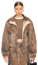 GRLFRND Arden Cargo Jacket in Brown - GRLFRND - Veste cargo Arden en marron - GRLFRND Arden 棕色工装夹克 - GRLFRND Arden Cargojacke in Braun - GRLFRND 아덴 카고 재킷브라운 색상 - Giacca cargo Arden GRLFRND in marrone