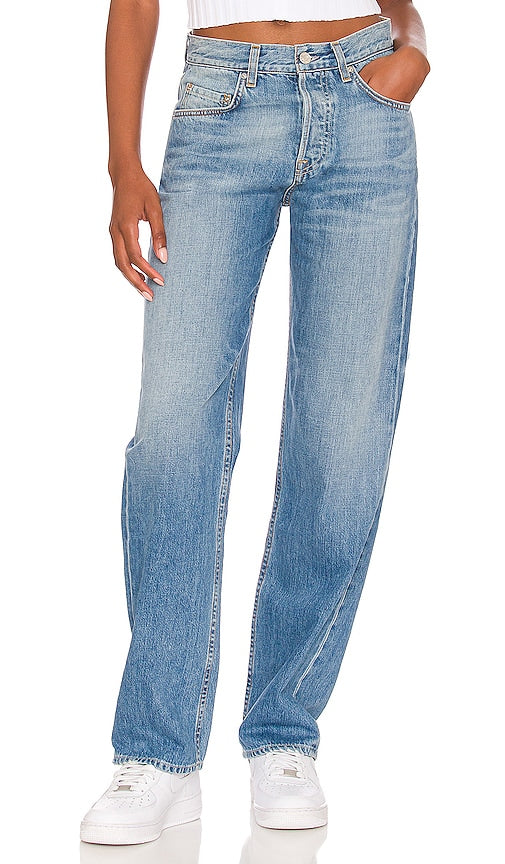 GRLFRND Bella Low Rise Boyfriend in Blue - GRLFRND Bella Boyfriend taille basse en bleu - GRLFRND Bella 低腰男友蓝色衣服 - GRLFRND Bella Low Rise Boyfriend in Blau - GRLFRND Bella 로우라이즈 보이프렌드 in 블루 - GRLFRND Bella fidanzato a vita bassa in blu