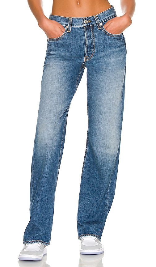 GRLFRND Bella Low Rise Boyfriend in Blue - GRLFRND Bella Boyfriend taille basse en bleu - GRLFRND Bella 低腰男友蓝色衣服 - GRLFRND Bella Low Rise Boyfriend in Blau - GRLFRND Bella 로우라이즈 보이프렌드 in 블루 - GRLFRND Bella fidanzato a vita bassa in blu