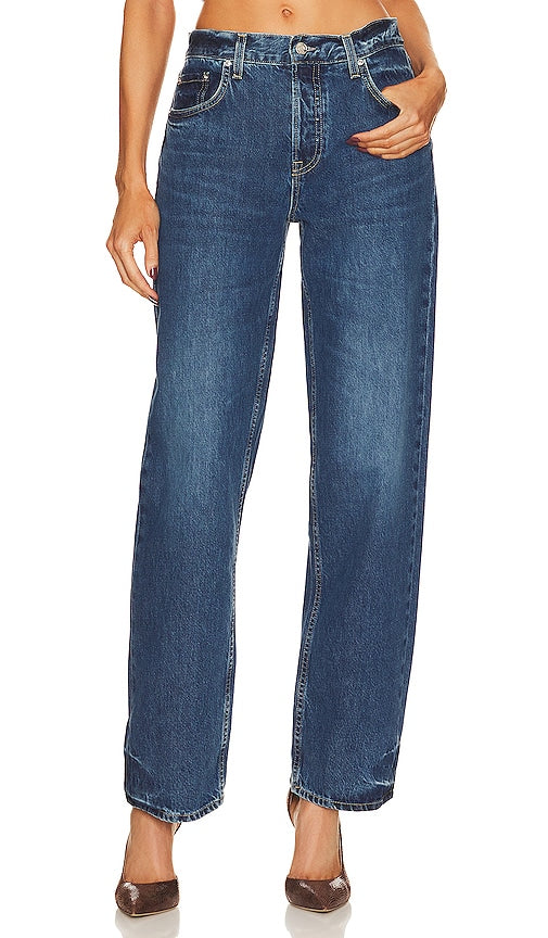 GRLFRND Bella Low Rise Boyfriend in Blue - GRLFRND Bella Boyfriend taille basse en bleu - GRLFRND Bella 低腰男友蓝色衣服 - GRLFRND Bella Low Rise Boyfriend in Blau - GRLFRND Bella 로우라이즈 보이프렌드 in 블루 - GRLFRND Bella fidanzato a vita bassa in blu