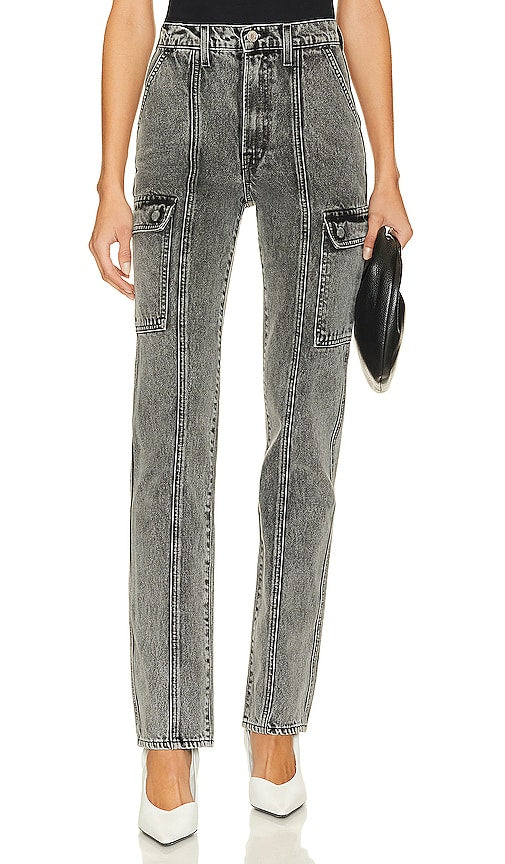GRLFRND Harper High Rise Slim Cargo in Grey - GRLFRND Harper - Pantalon cargo slim taille haute en gris - GRLFRND Harper 灰色高腰修身工装裤 - GRLFRND Harper High Rise Slim Cargo in Grau - GRLFRND Harper 하이 라이즈 슬림 카고 그레이 색상 - GRLFRND Harper Cargo slim a vita alta in grigio