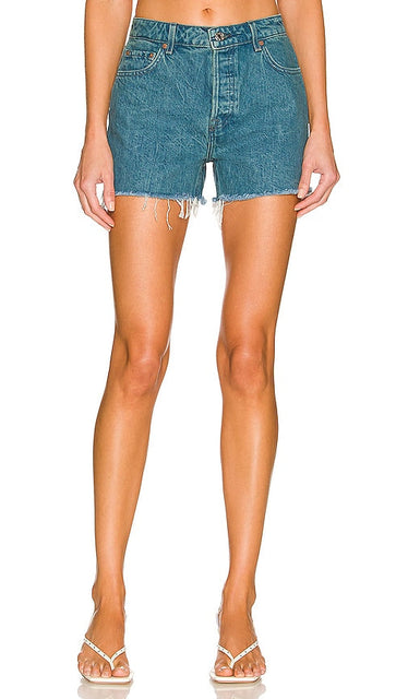 GRLFRND Helena High Rise Cut Off Short in Blue - GRLFRND Helena - Short coupé taille haute en bleu - GRLFRND Helena 高腰蓝色短款短裤 - GRLFRND Helena High Rise Cut Off Short in Blau - GRLFRND Helena 하이라이즈 컷오프 쇼트 블루 색상 - GRLFRND Pantaloncini tagliati a vita alta Helena in blu