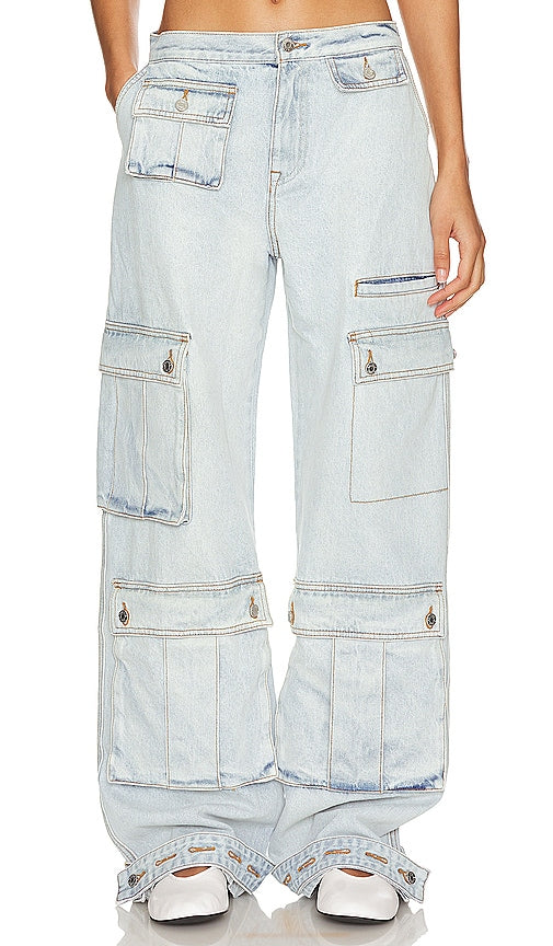 GRLFRND Lara Low Rise Wide Leg Cargo in Blue - GRLFRND Lara - Pantalon cargo taille basse à jambe large en bleu - GRLFRND Lara 蓝色低腰阔腿工装裤 - GRLFRND Lara Low Rise Wide Leg Cargo in Blau - GRLFRND Lara 로우라이즈 와이드 레그 카고 블루 색상 - GRLFRND Lara cargo a gamba larga a vita bassa in blu