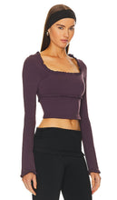 GUIZIO Fleur Ruffle Top in Purple