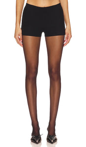 GUIZIO Rib Knit Hot Short in Black - Short chaud en tricot côtelé GUIZIO en noir - GUIZIO 黑色罗纹针织热短裤 - GUIZIO Rippstrick-Hot-Shorts in Schwarz - GUIZIO 리브 니트 핫 쇼트블랙 색상 - Pantaloncini caldi GUIZIO in maglia a coste in nero