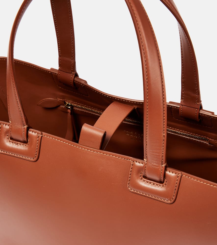 Gabriela Hearst Coyote leather tote bag