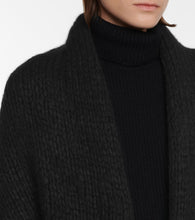 Gabriela Hearst Lauren cashmere scarf