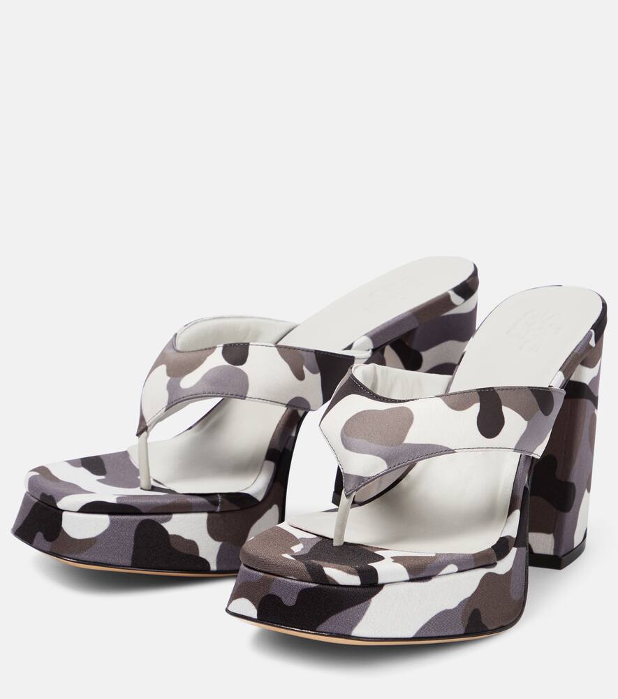 Gia Borghini Gia 17 Uni camouflage platform thong sandals