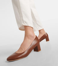Gianvito Rossi 45 leather pumps
