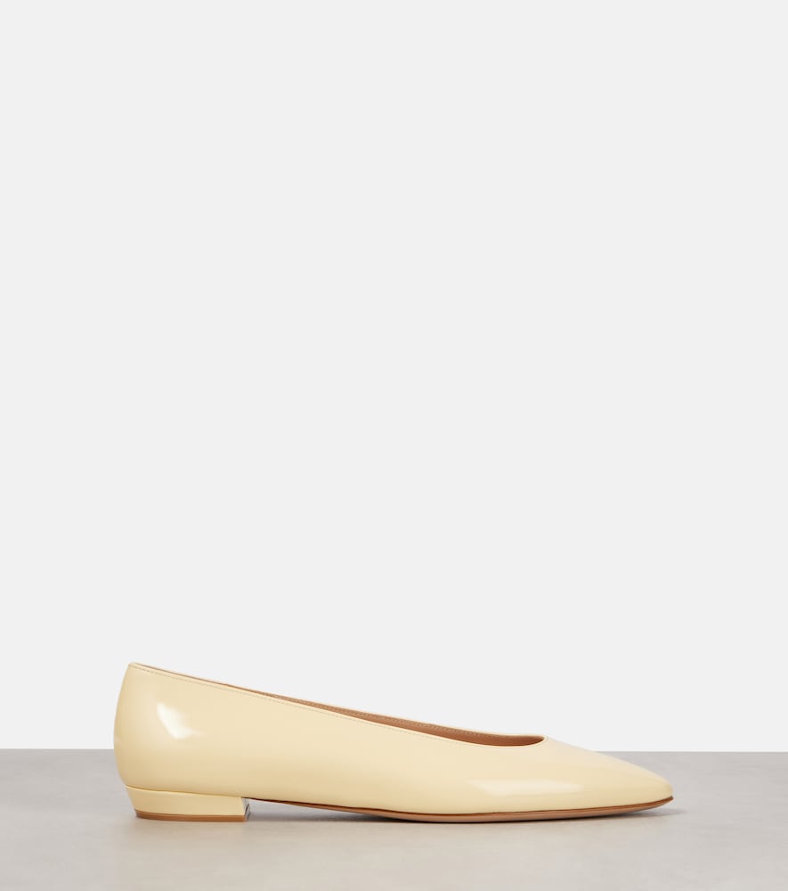 Gianvito Rossi Amelia 15 leather ballet flats