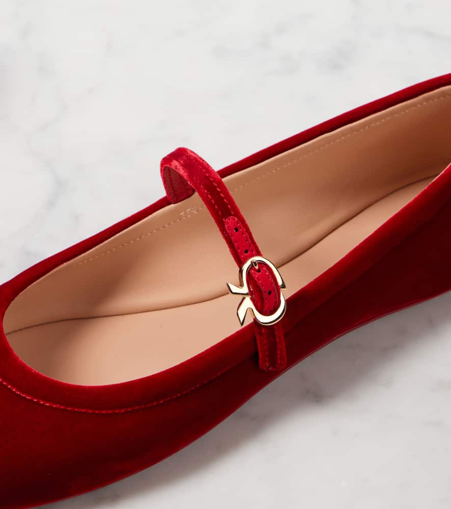 Gianvito Rossi Carla velvet Mary Jane flats