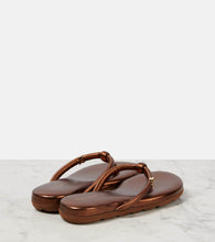 Gianvito Rossi Fiji leather thong sandals
