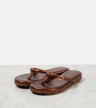 Gianvito Rossi Fiji leather thong sandals