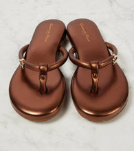 Gianvito Rossi Fiji leather thong sandals