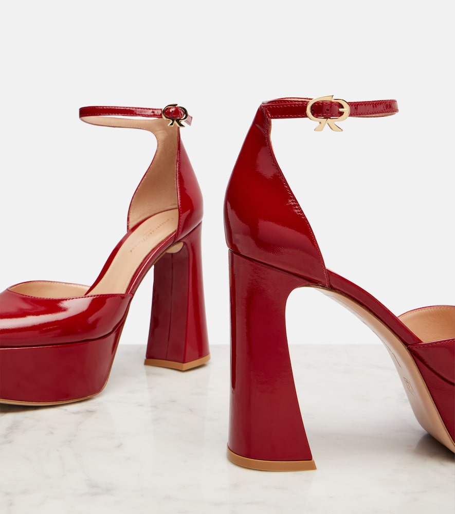 Gianvito Rossi Hilary 100 patent leather platform pumps