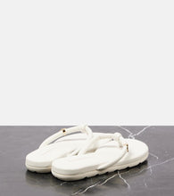 Gianvito Rossi Juno leather thong sandals