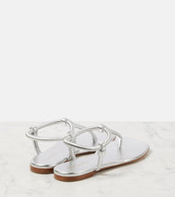 Gianvito Rossi Juno metallic leather thong sandals