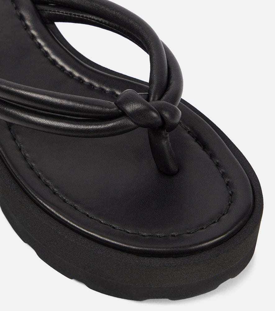 Gianvito Rossi Leather thong sandals