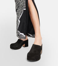Gianvito Rossi Lyss suede platform clogs