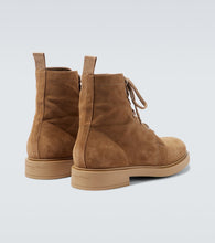 Gianvito Rossi Richard suede desert boots