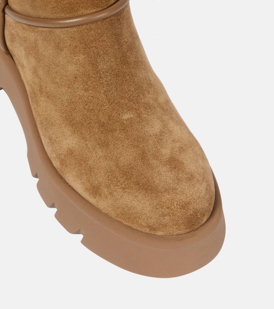 Gianvito Rossi Shearling-lined suede ankle boots