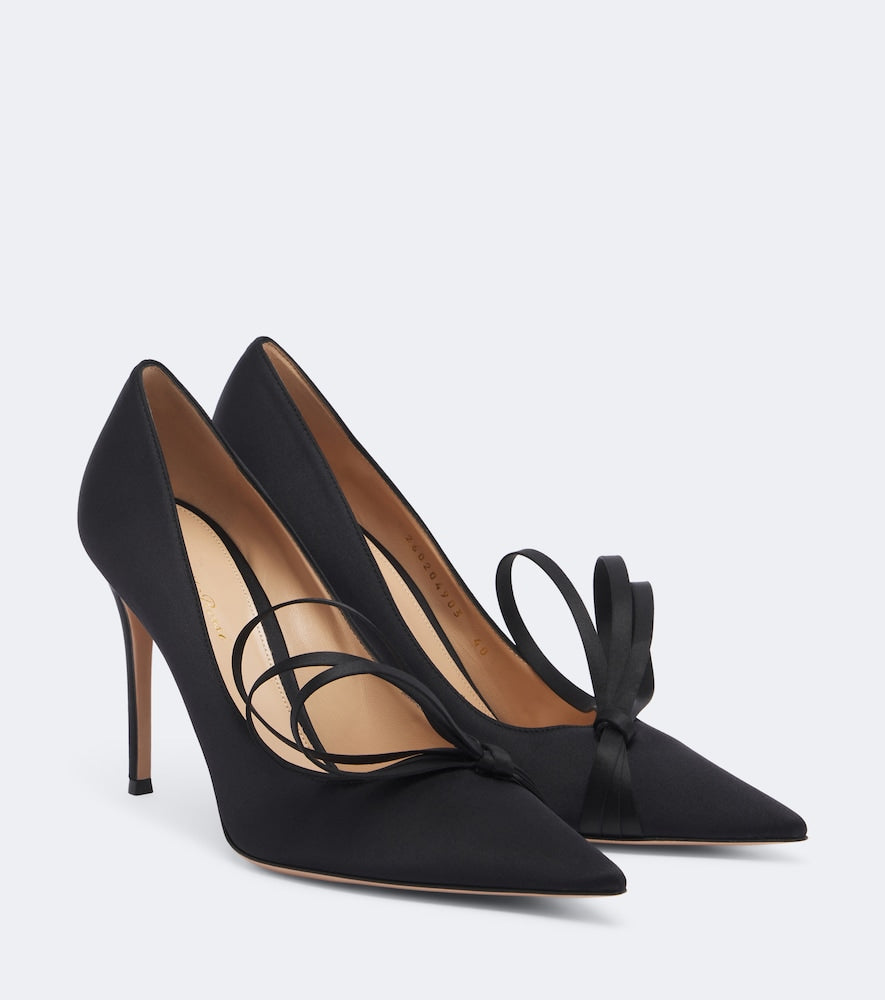 Black Gianvito Rossi Bow-detail satin pumps - High-Heel Pumps
