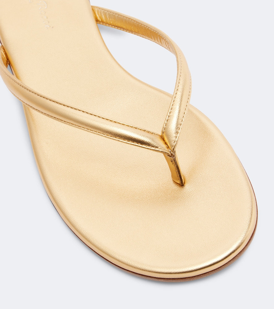 Gianvito Rossi Calypso metallic leather thong sandals (Gold) - Flat Sandals