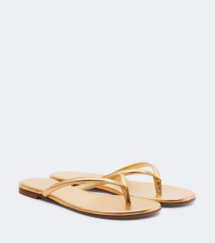 Gianvito Rossi Calypso metallic leather thong sandals (Gold) - Flat Sandals