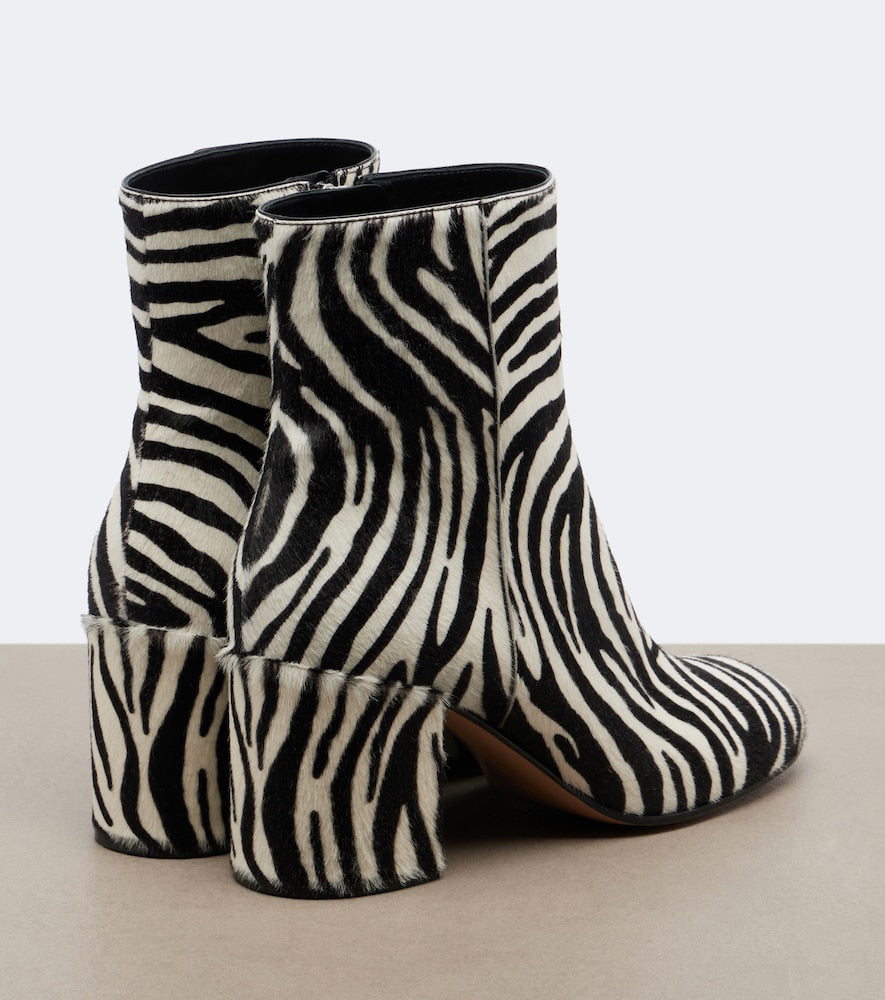 Gianvito Rossi Joelle printed calf hair ankle boots - Black Mid Heels