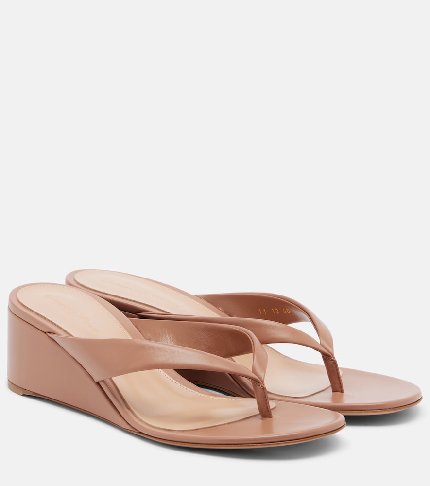 Gianvito Rossi Leather wedge thong sandals - Beige Heeled Sandals