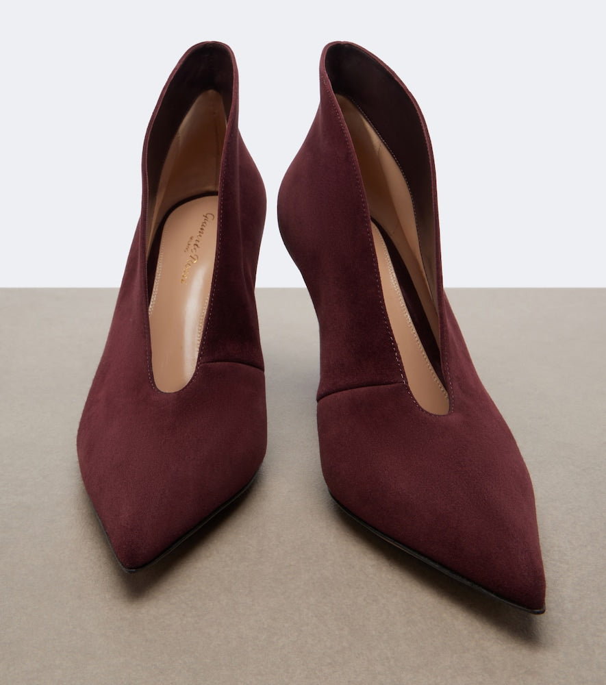 Gianvito Rossi Vania suede pumps in Burgundy - Mid Heel Pumps
