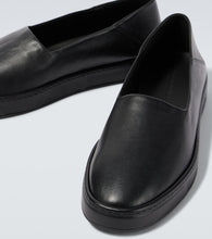 Giorgio Armani Leather loafers