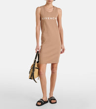 Givenchy Logo slides