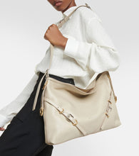 Givenchy Voyou Medium leather shoulder bag