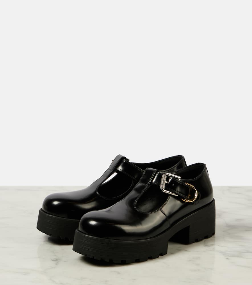 Givenchy Voyou brushed leather loafers