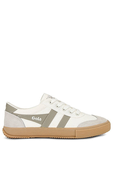 Gola Badminton Sneaker in Cream - Baskets de badminton Gola en crème - Gola 奶油色羽毛球运动鞋 - Gola Badminton-Sneaker in Creme - Gola 배드민턴 스니커즈크림 색상 - Sneaker da badminton Gola color crema